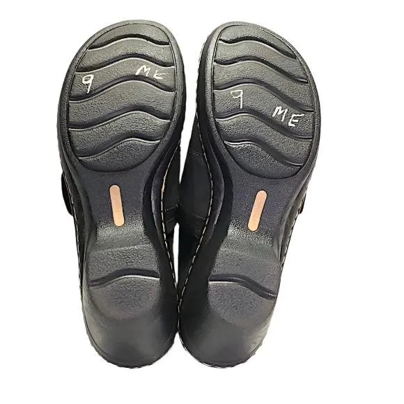 SOFTSPOTS Women's •Lina• Clog Black Leather- size 9M